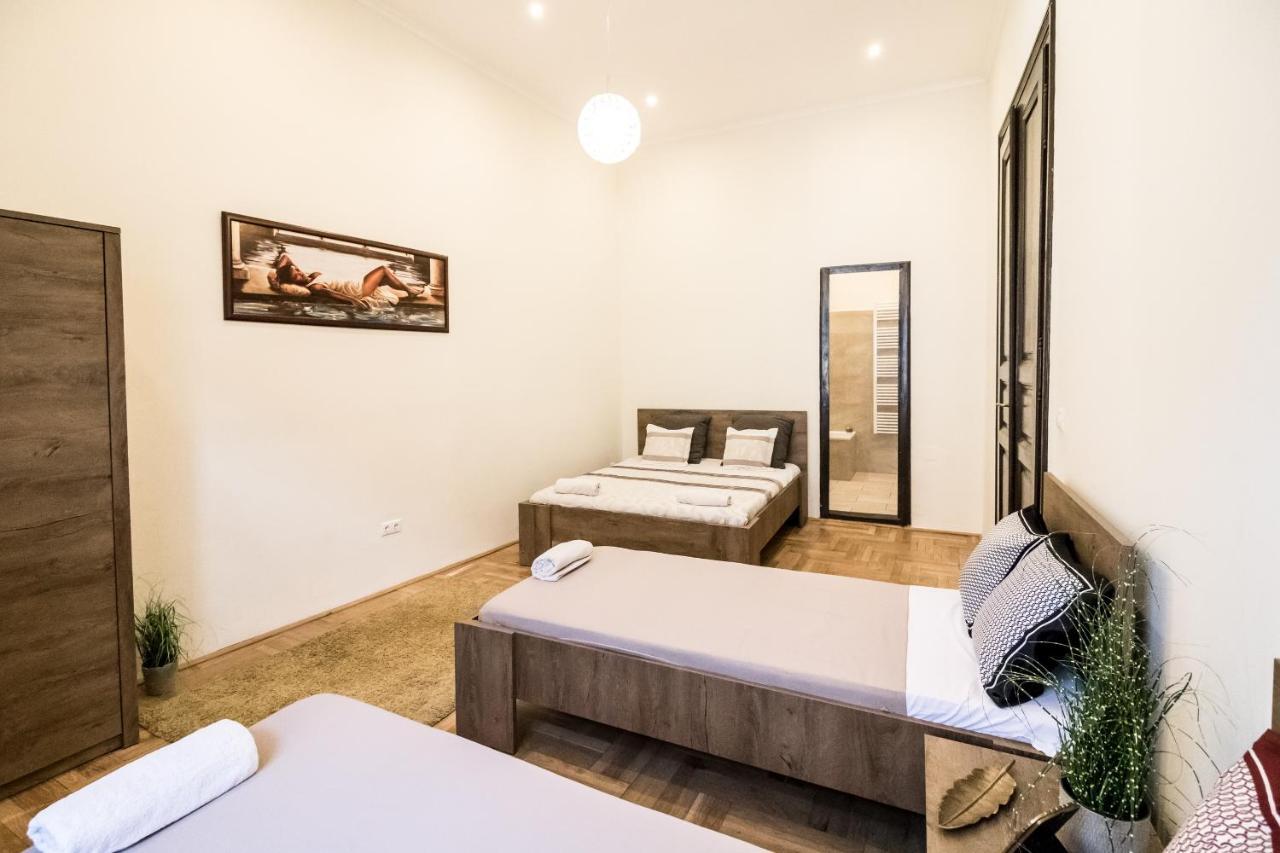 Real Apartments Klauzal Budapest Eksteriør billede