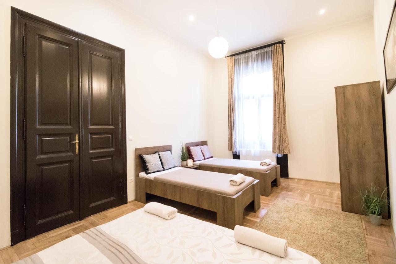 Real Apartments Klauzal Budapest Eksteriør billede